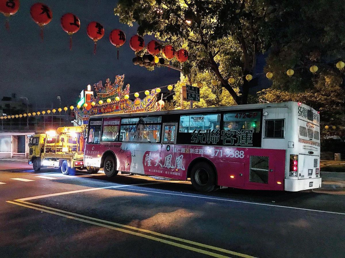 高雄道路救援-統聯客運故障拖吊